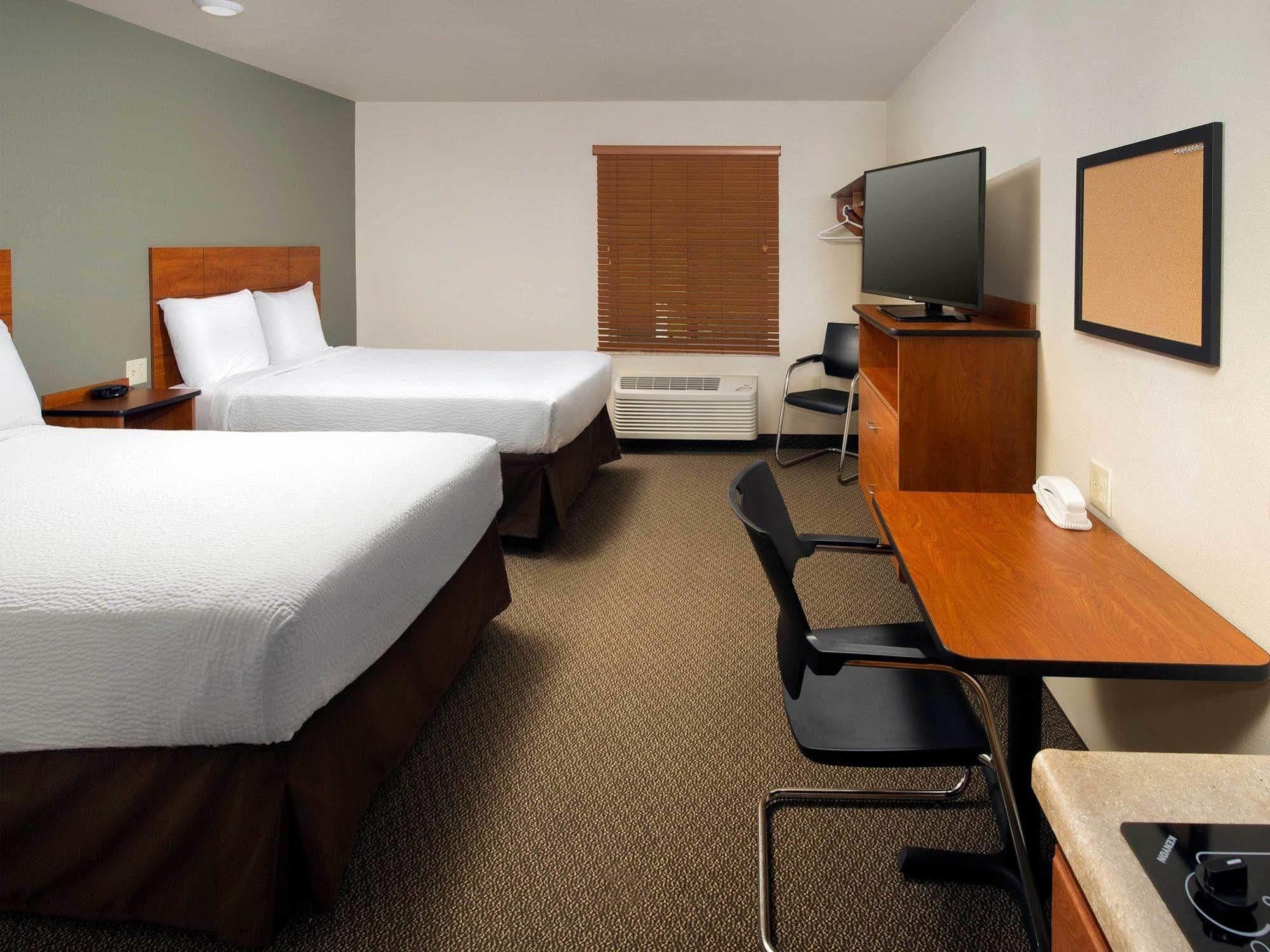 Portage Lakes Woodspring Suites Akron מראה חיצוני תמונה