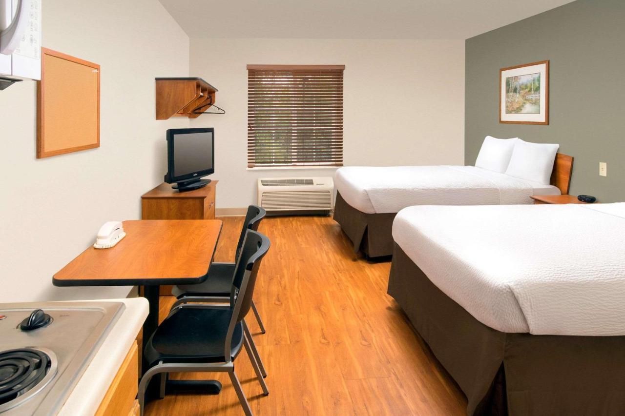 Portage Lakes Woodspring Suites Akron מראה חיצוני תמונה
